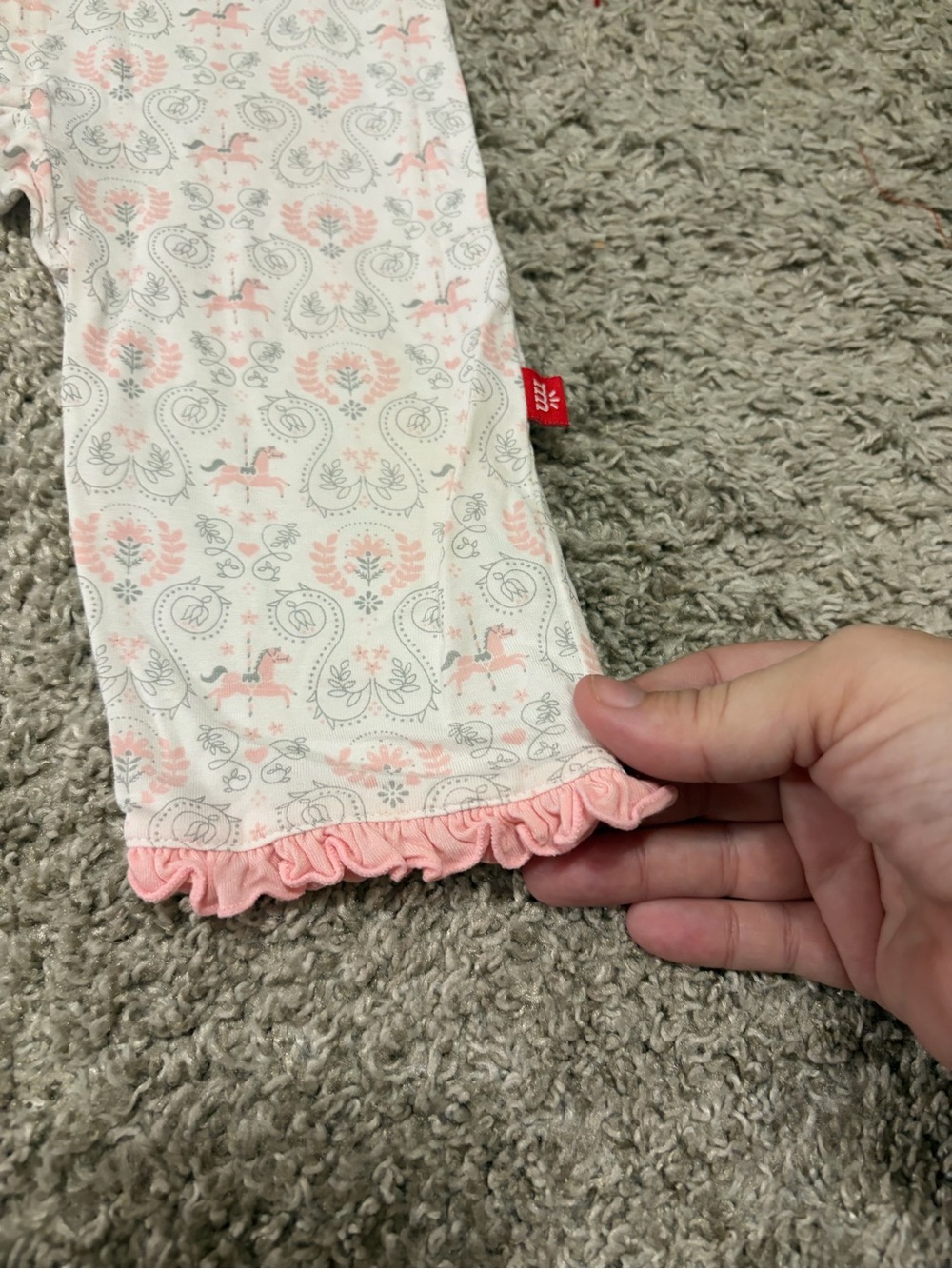 Magnetic Me Carousel Ruffle Footies - Picture 4 of 5